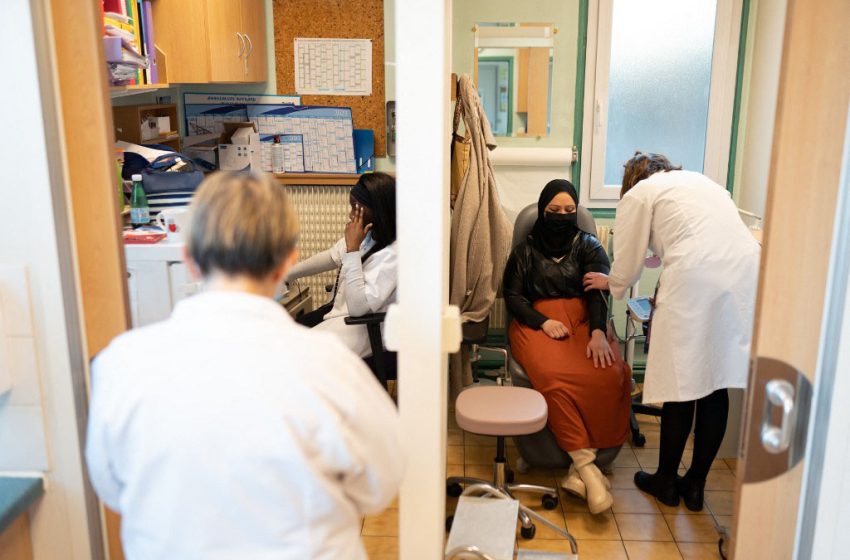 Covid-19 : vers la fin de l’obligation vaccinale pour les soignants